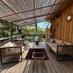 Avec Piscine, Sud *