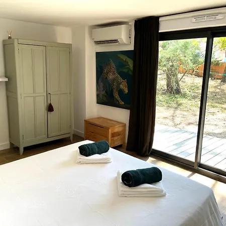 Avec Piscine, Sud Villa *